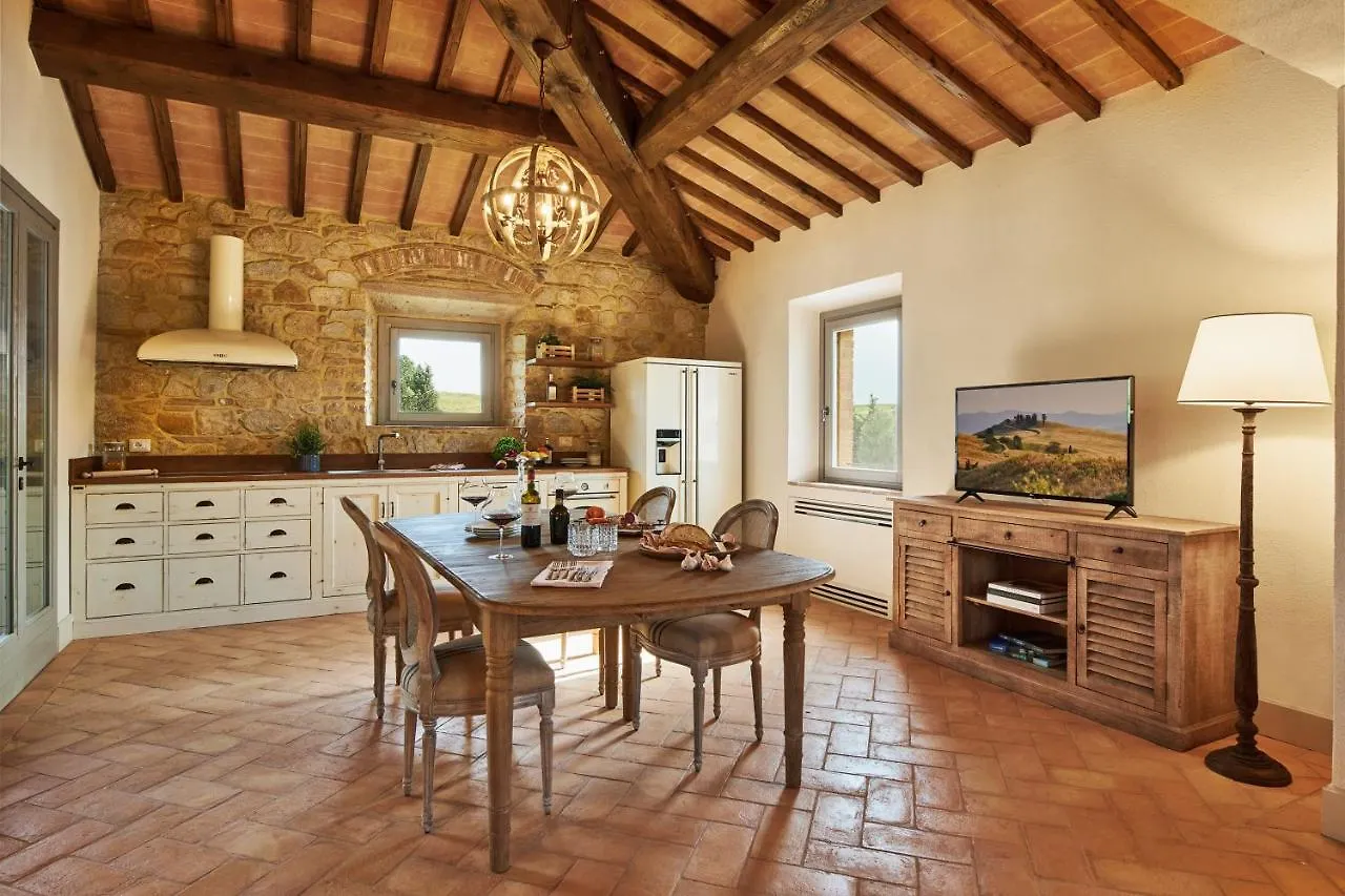 Castelfalfi 5*,